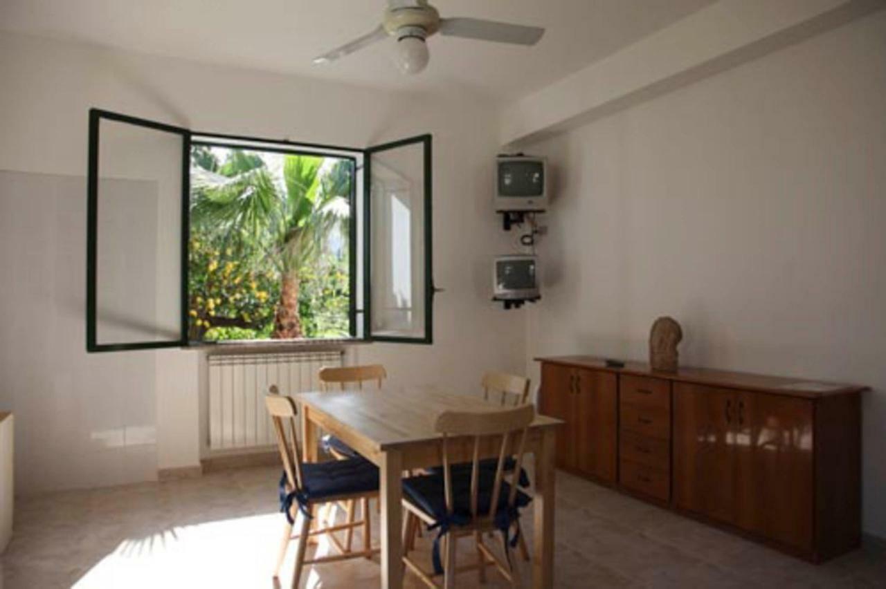 La Casa Tra I Limoni Di Rosmarino Park It083O84B59Cp6Px5J Villa Sant'Agata di Militello Bagian luar foto
