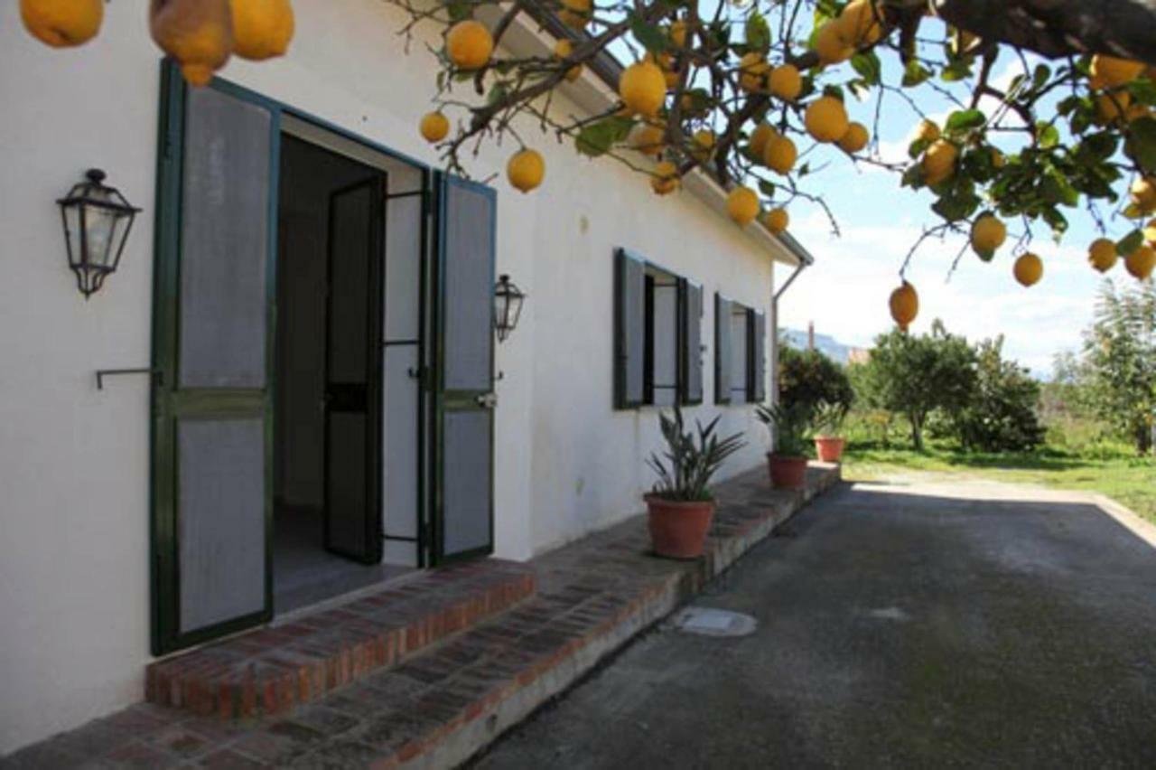La Casa Tra I Limoni Di Rosmarino Park It083O84B59Cp6Px5J Villa Sant'Agata di Militello Bagian luar foto